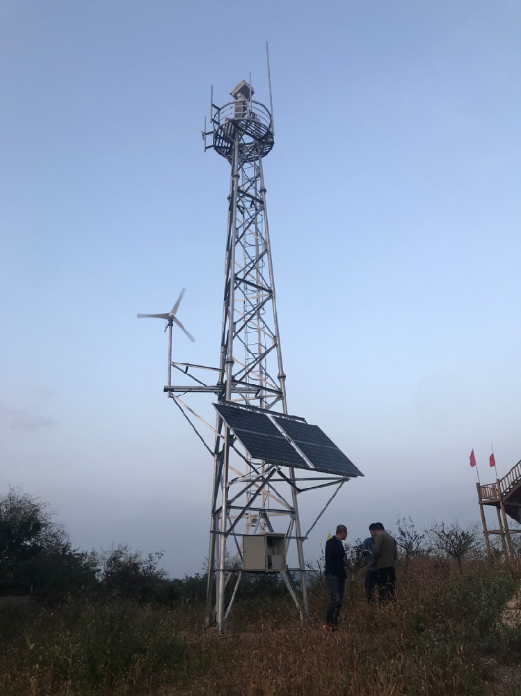 山西風(fēng)光互補(bǔ)森林防火3